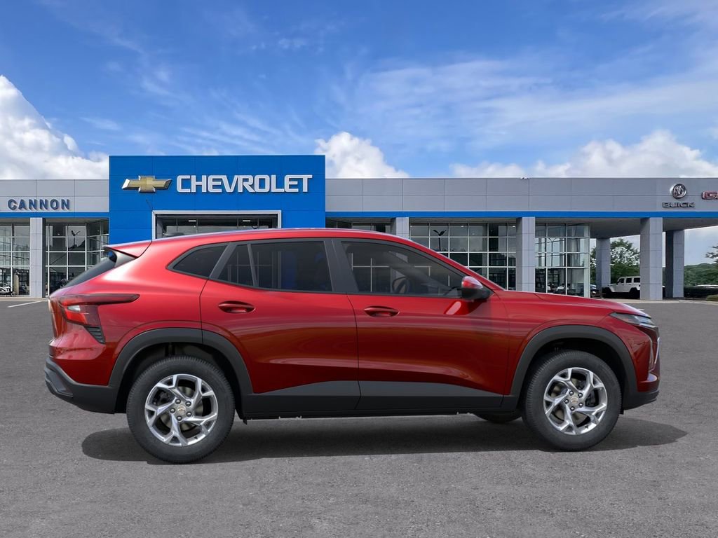 New 2026 Chevrolet Trax LS w/ LS Convenience Package FWD image 5