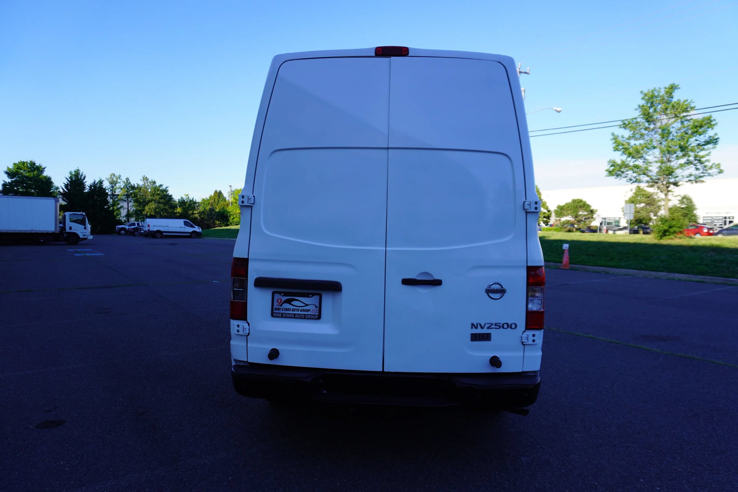 Used 2016 Nissan NV 2500 SV RWD image 6