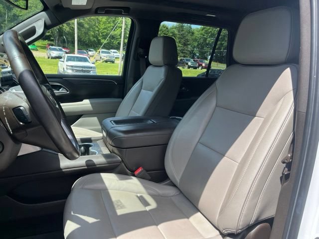 Used 2021 GMC Yukon SLT w/ SLT Premium Package AWD/4WD image 12