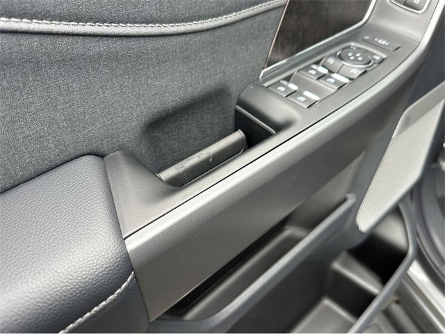 New 2025 Ford F250 Lariat w/ Lariat Ultimate Package image 39