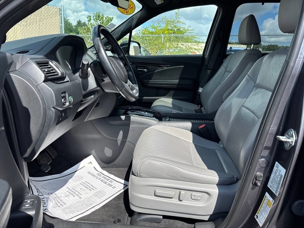 Used 2021 Honda Passport Touring image 12