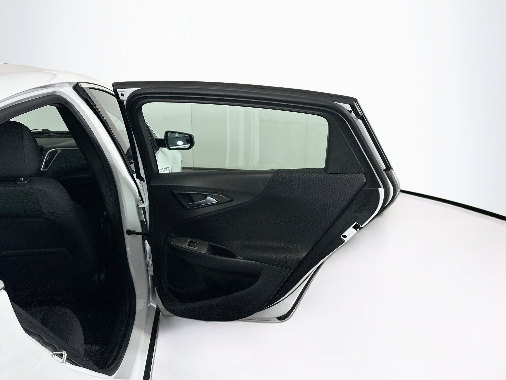 Used 2022 Chevrolet Malibu LT FWD image 30
