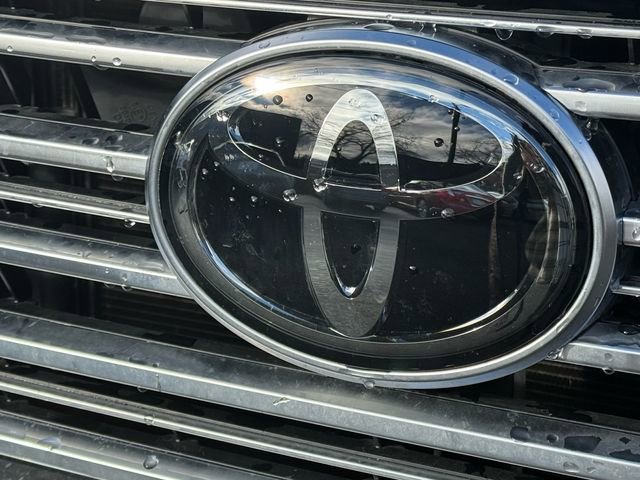 Used 2019 Toyota Tundra Limited image 8