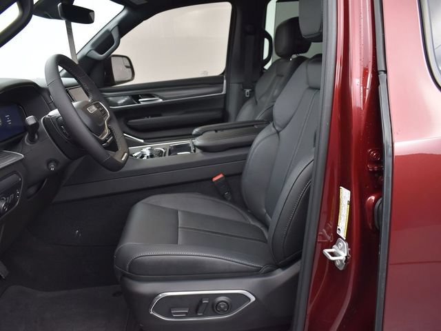 New 2023 Jeep Wagoneer L Series III w/ Premium Group I AWD/4WD image 10