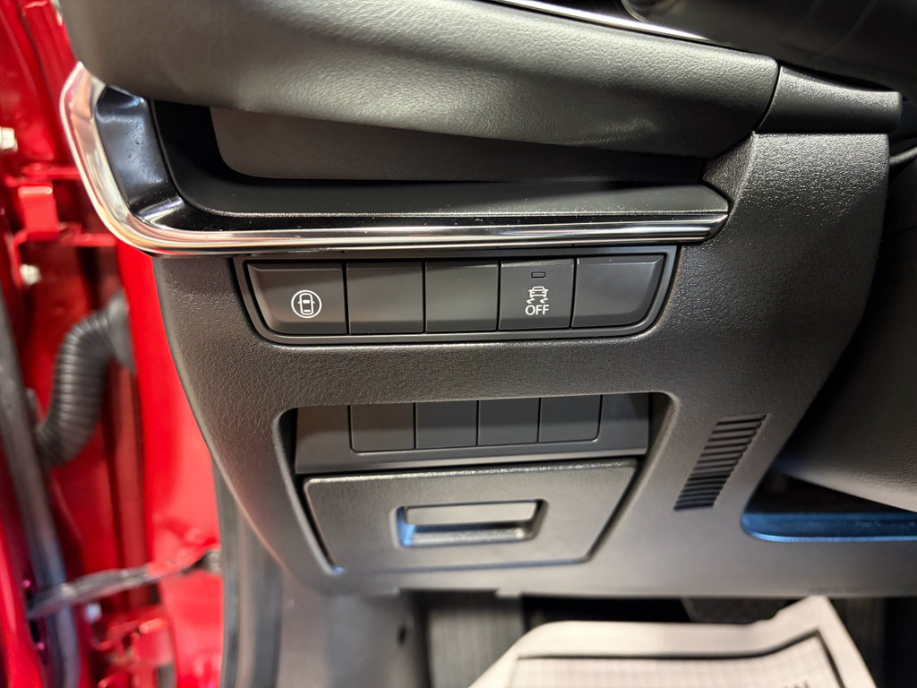 Used 2019 MAZDA MAZDA3 AWD Hatchback image 13