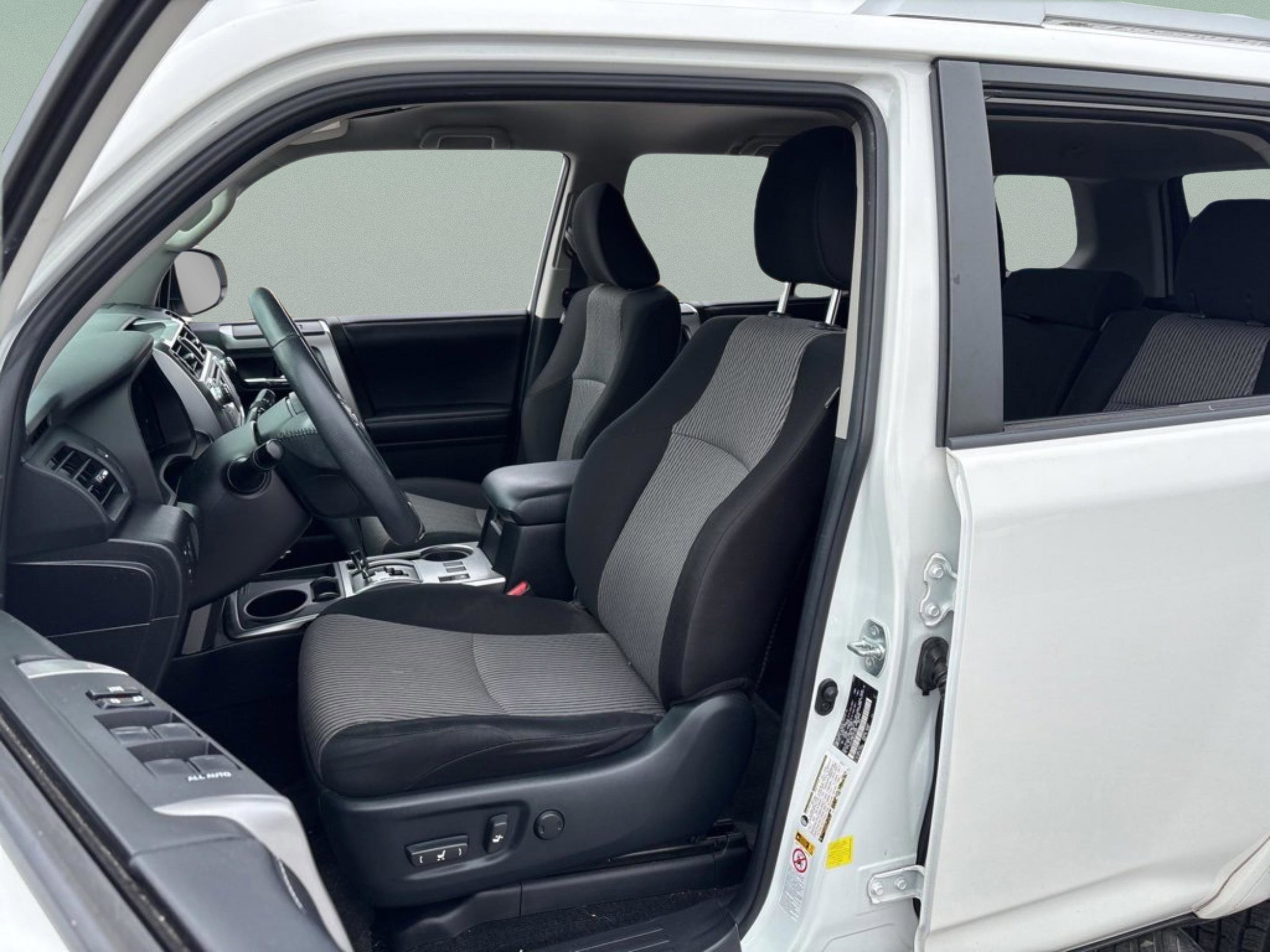 Used 2018 Toyota 4Runner SR5 image 24