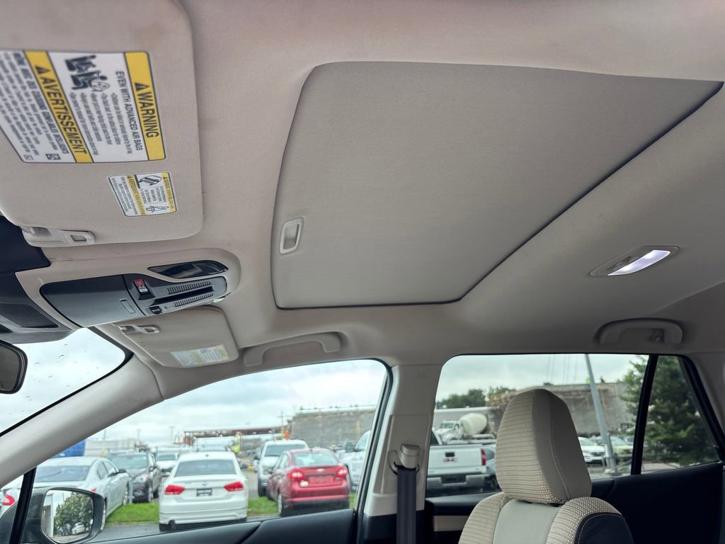 Used 2023 Subaru Outback Premium image 26