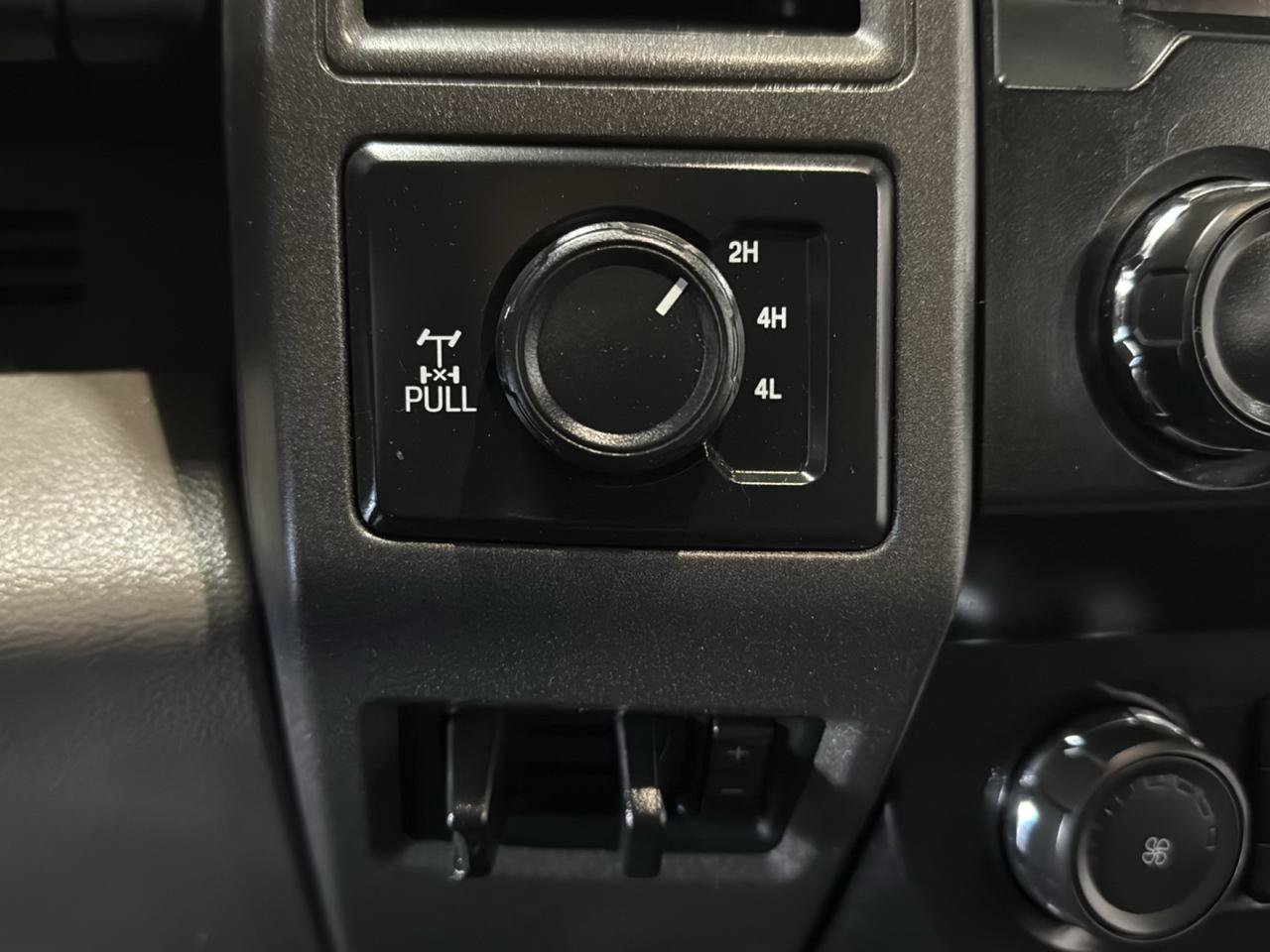 Used 2022 Ford F350 XL w/ STX Appearance Package AWD/4WD image 16