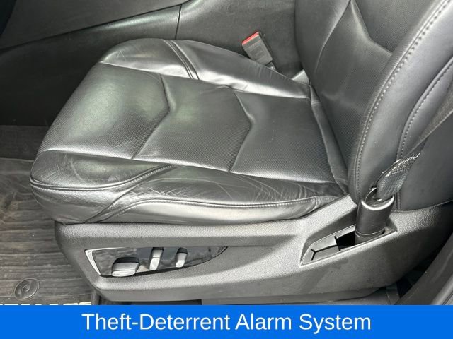 Used 2017 Cadillac Escalade Luxury image 11