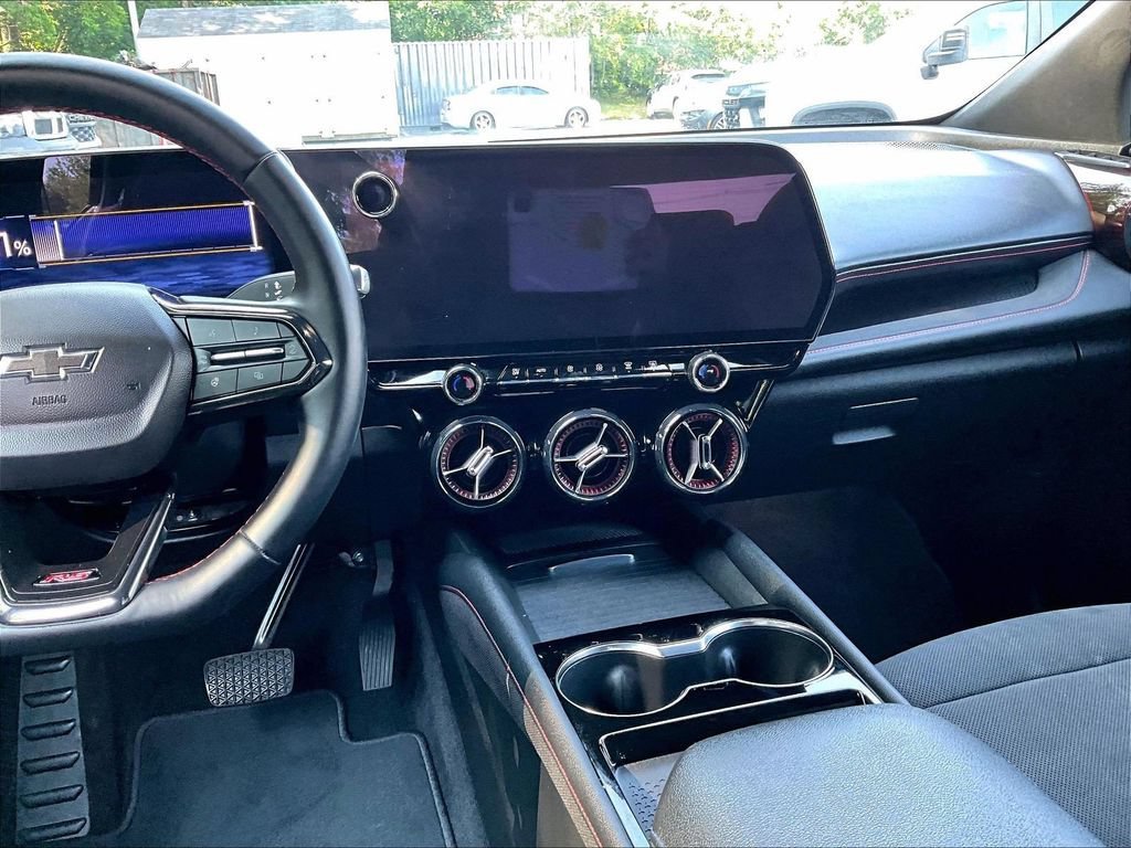 Used 2024 Chevrolet Blazer EV RS AWD/4WD image 17