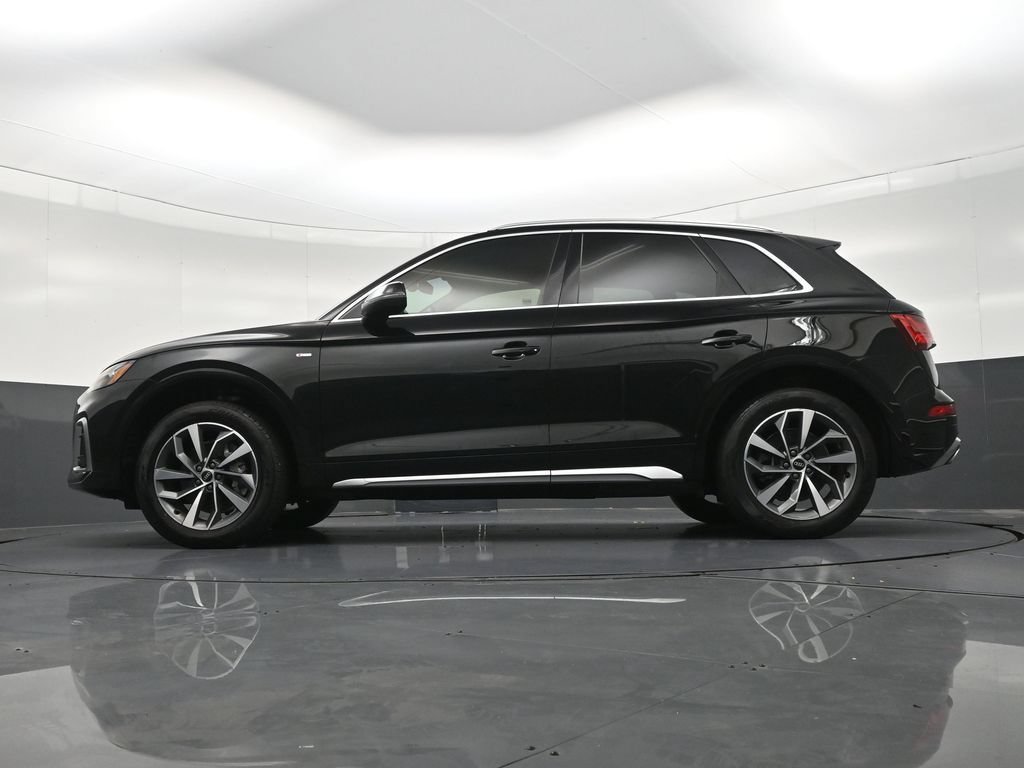 Used 2023 Audi Q5 2.0T Premium Plus w/ Premium Plus Package AWD/4WD image 23