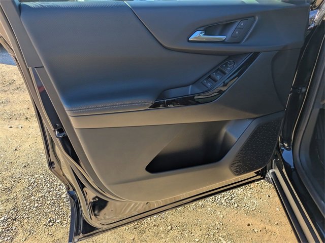 New 2026 Chevrolet Equinox LT image 8