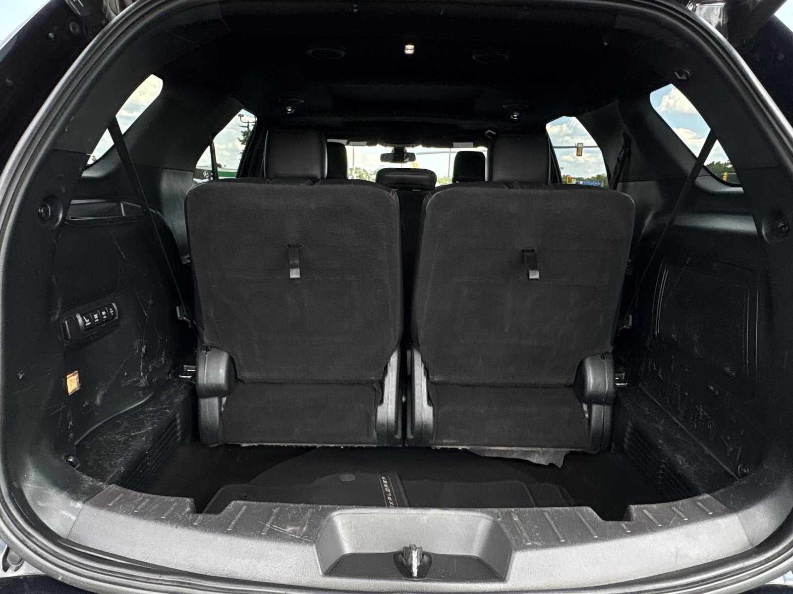 Used 2018 Ford Explorer Sport w/ Equipment Group 401A AWD/4WD image 29
