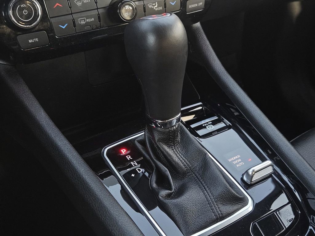 Used 2024 Jeep Compass Limited image 21