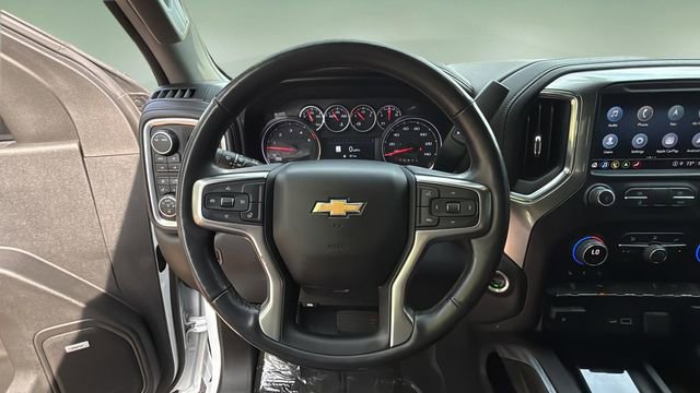 Used 2022 Chevrolet Silverado 2500 LTZ w/ LTZ Plus Package image 13