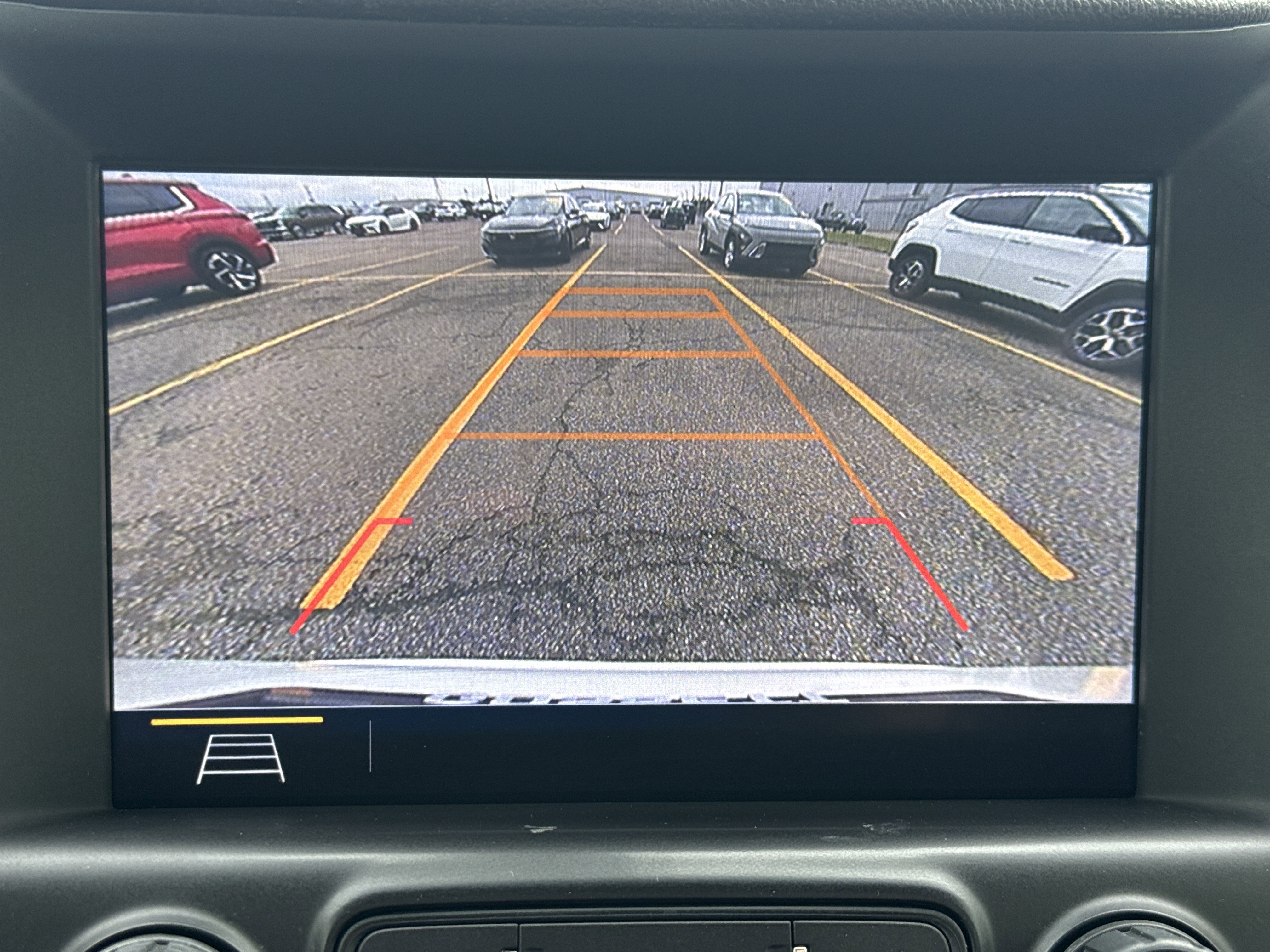 Used 2021 GMC Terrain SLT w/ Elevation Edition FWD image 13