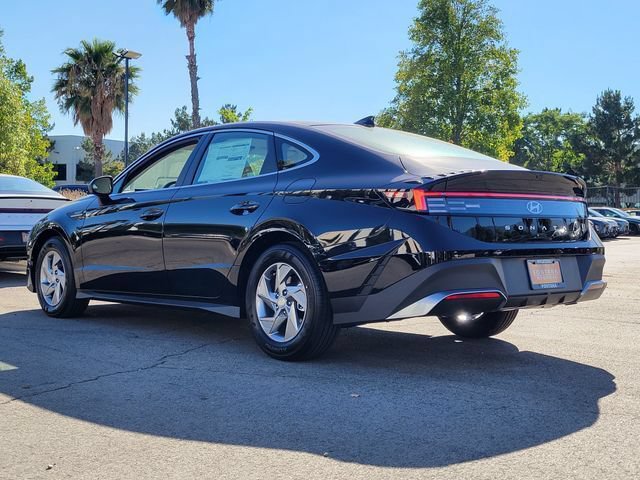 New 2026 Hyundai Sonata SE FWD image 3