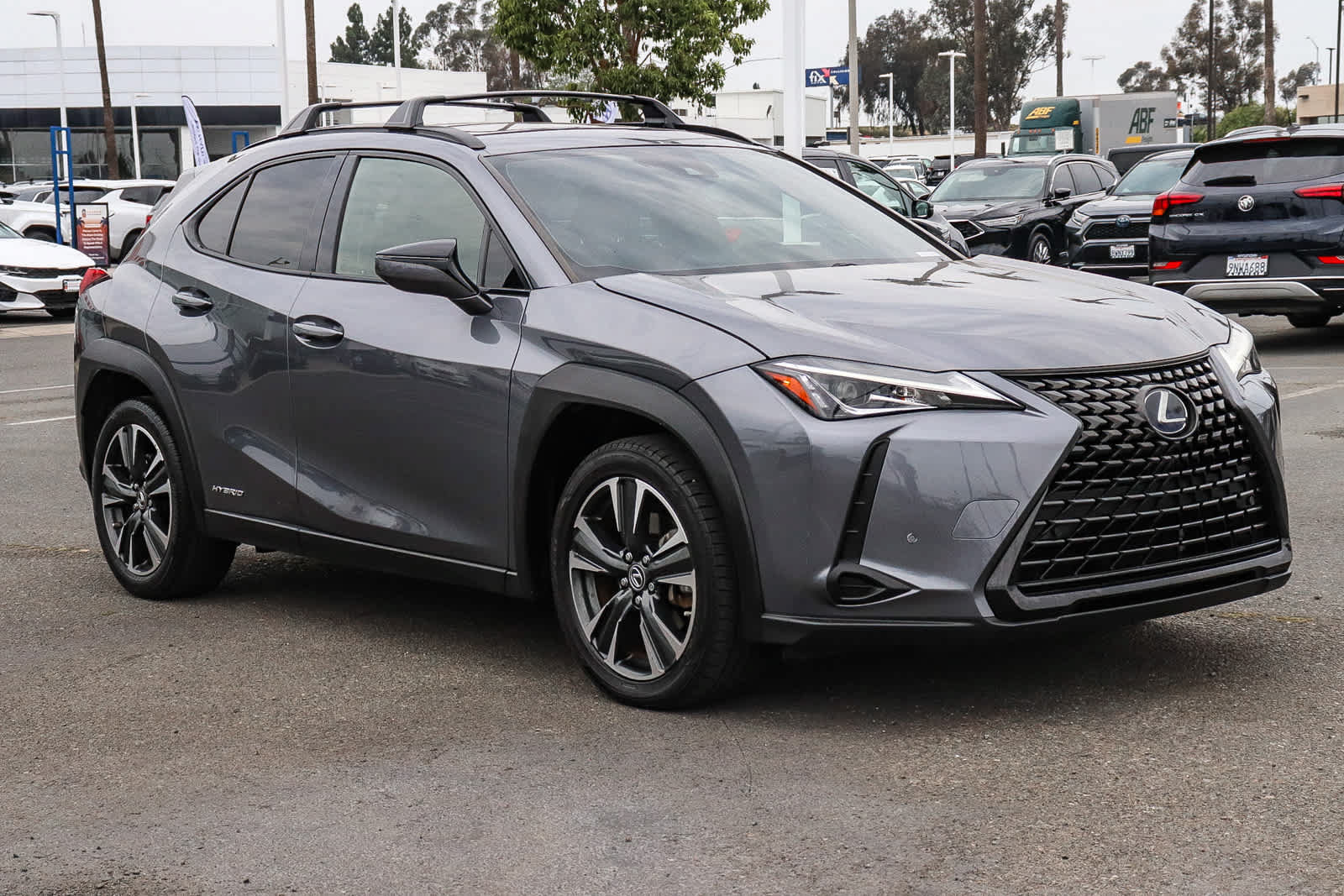 Used 2020 Lexus UX 250h w/ Premium Package AWD/4WD image 3