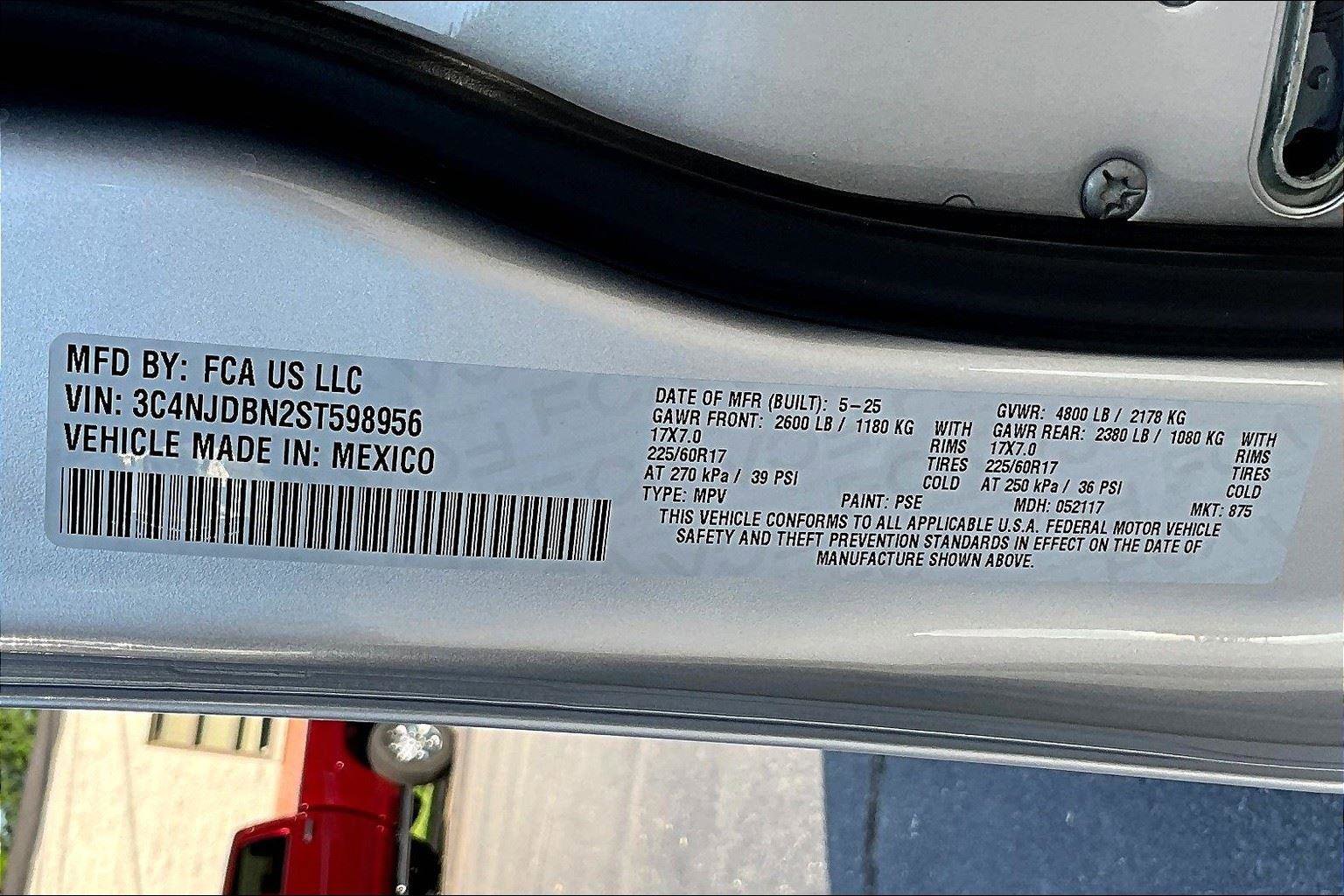 New 2025 Jeep Compass Latitude w/ Sun & Sound Group image 13