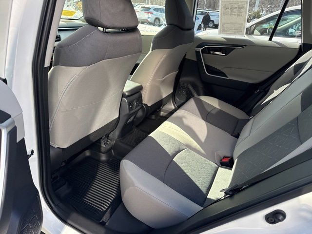 Used 2024 Toyota RAV4 XLE image 25
