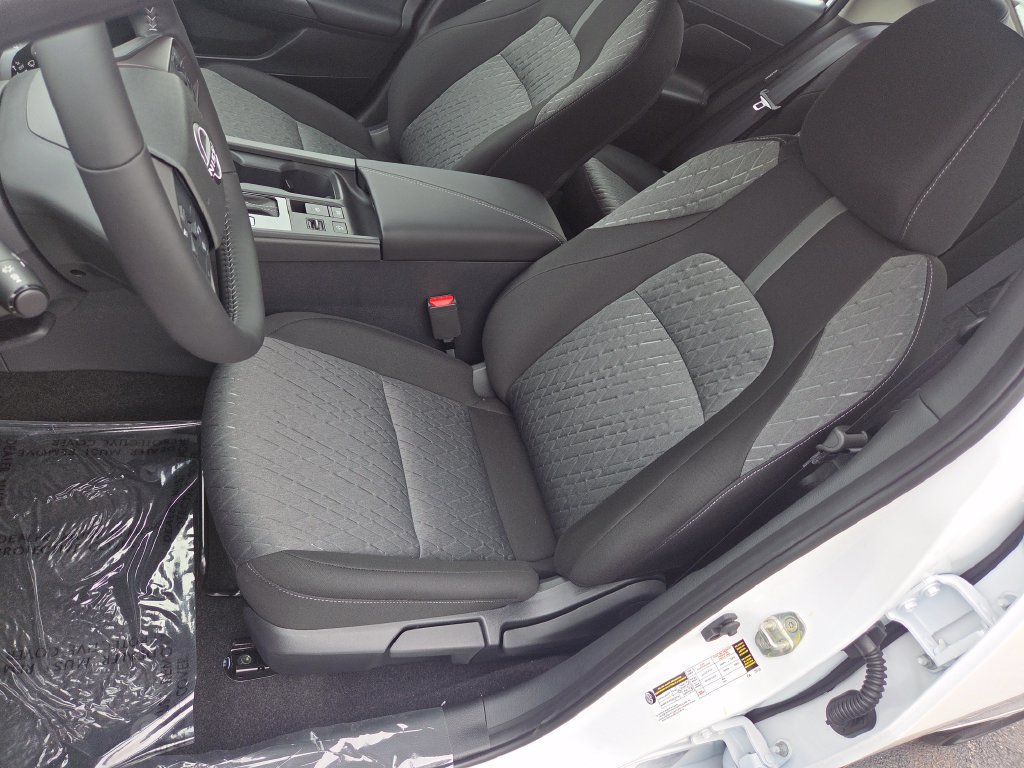 New 2027 Nissan Sentra SV w/ SV Convenience Package FWD image 27