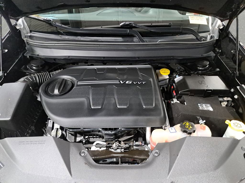 Certified 2022 Jeep Cherokee Trailhawk AWD/4WD image 29