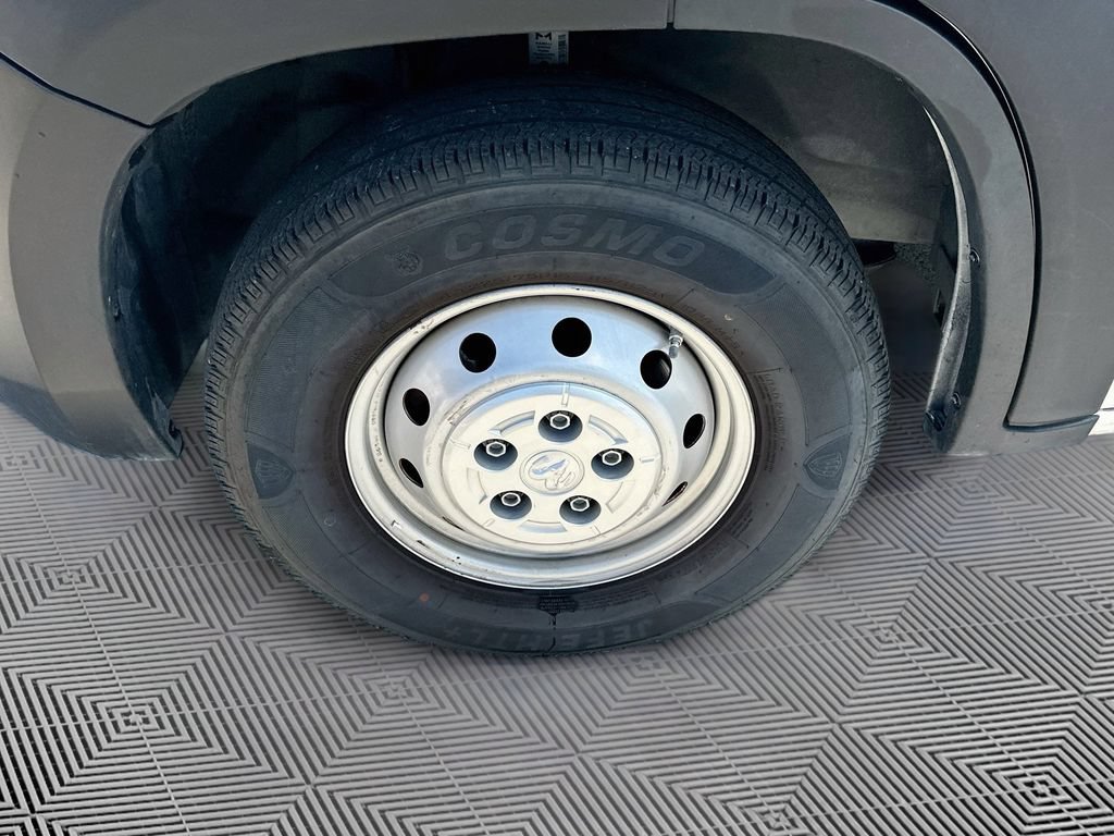 Used 2023 RAM ProMaster 2500 FWD image 16