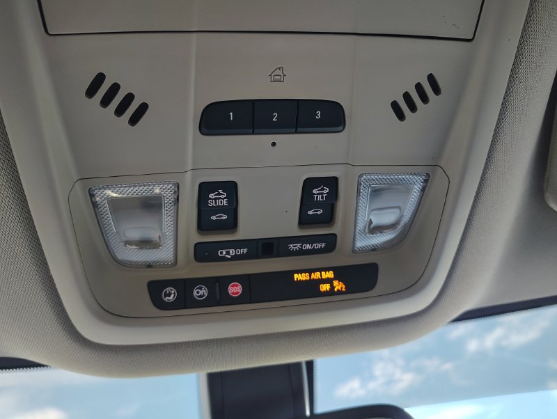 Used 2021 Buick Enclave Essence w/ Sound and Sites Package FWD image 43