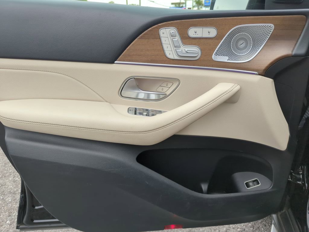 Used 2021 Mercedes-Benz GLE 350 4MATIC w/ 3rd Row Seat Package image 18