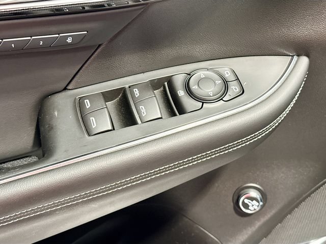 Used 2022 Buick Envision Essence w/ Technology Package I FWD image 18