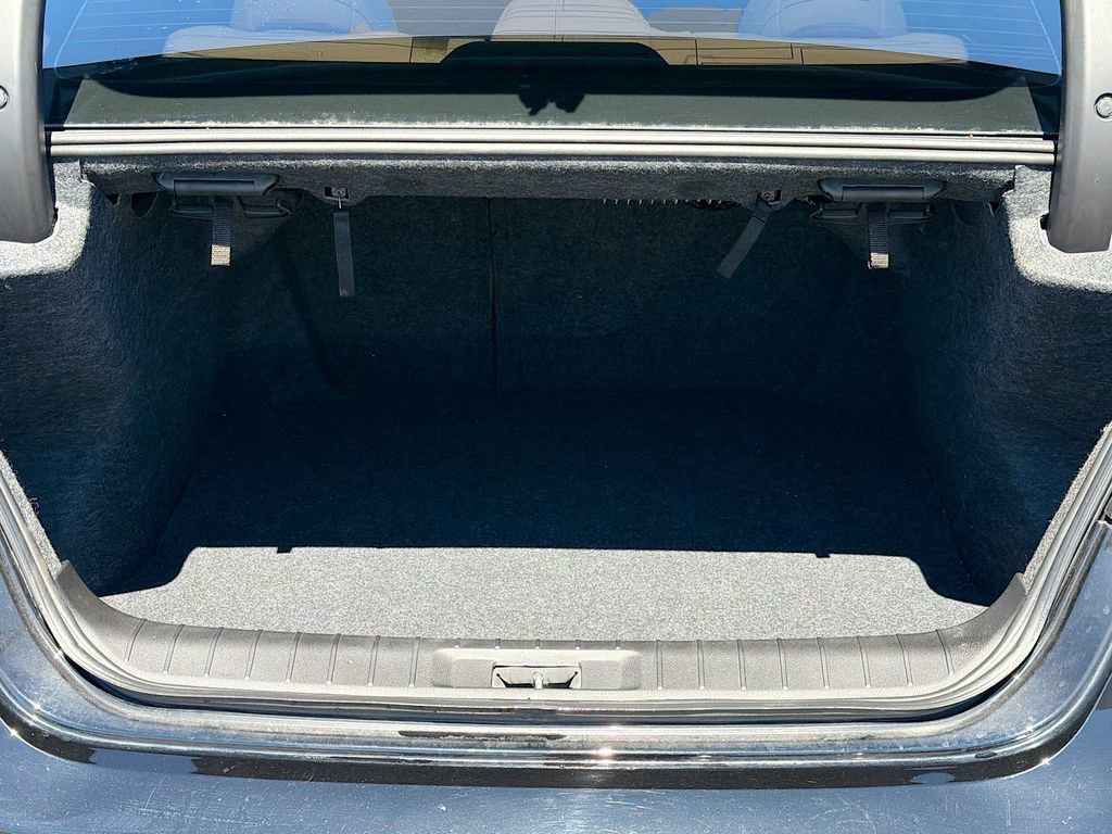 Used 2020 Nissan Maxima 3.5 SL w/ Floor Mat Group image 11