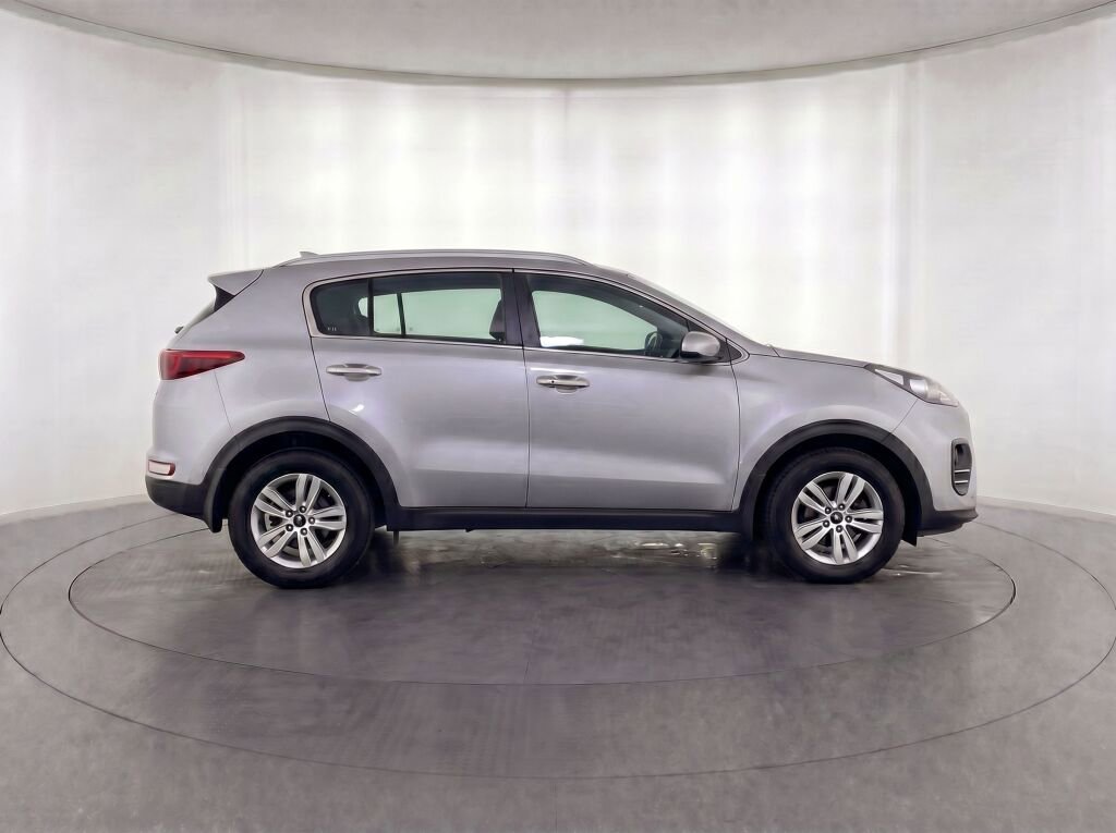 Used 2019 Kia Sportage LX w/ LX Popular Package image 8