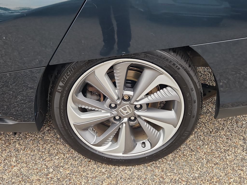 Certified 2019 Honda Clarity Plug-In Hybrid image 8