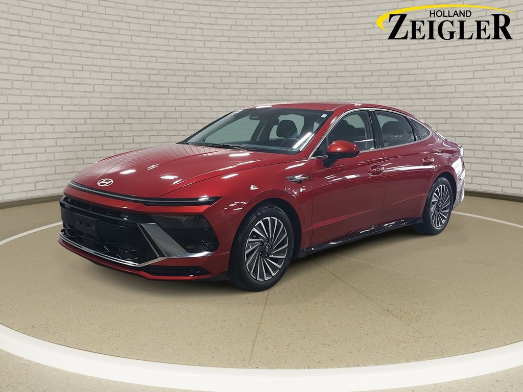 Certified 2025 Hyundai Sonata SEL image 1