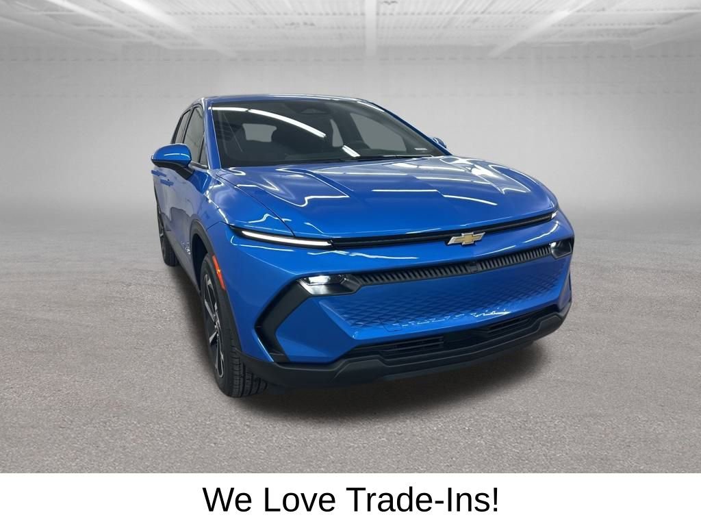 New 2026 Chevrolet Equinox EV LT video 2