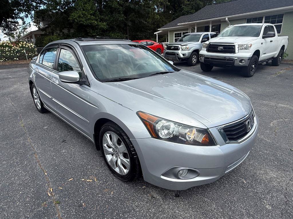 Used 2010 Honda Accord EX-L image 3