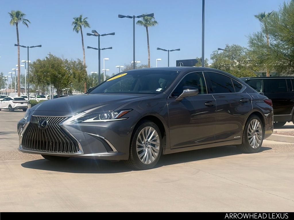 Used 2019 Lexus ES 300h w/ Accessory Package 2 FWD image 2