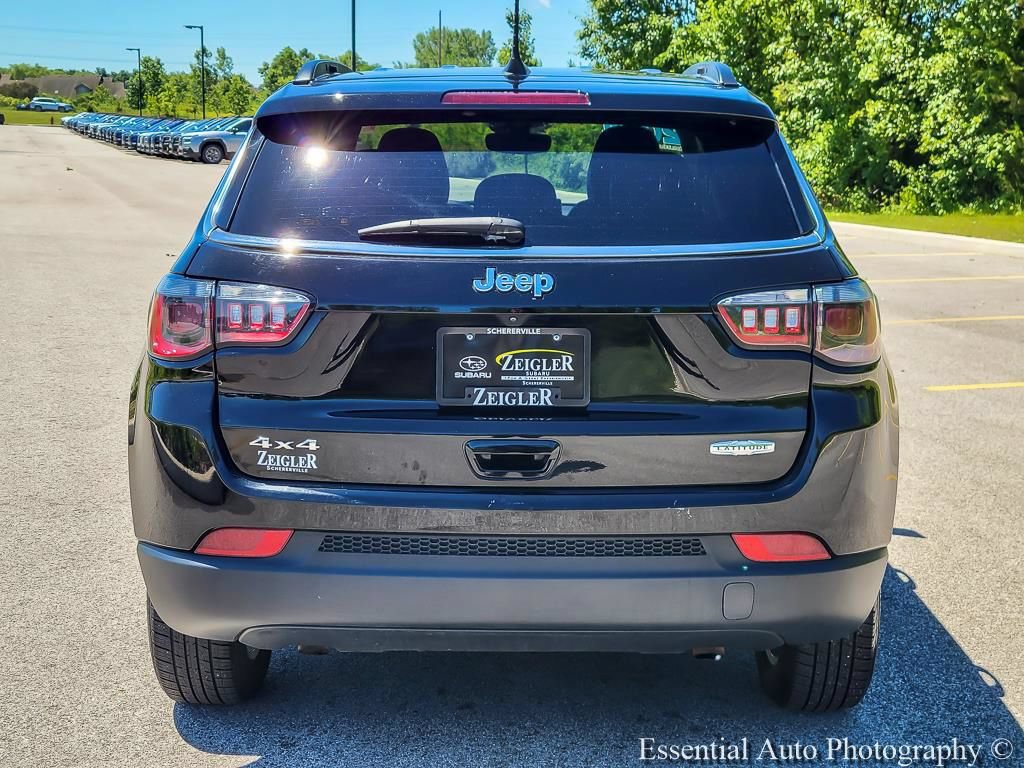 Used 2024 Jeep Compass Latitude w/ Altitude Special Edition AWD/4WD image 5
