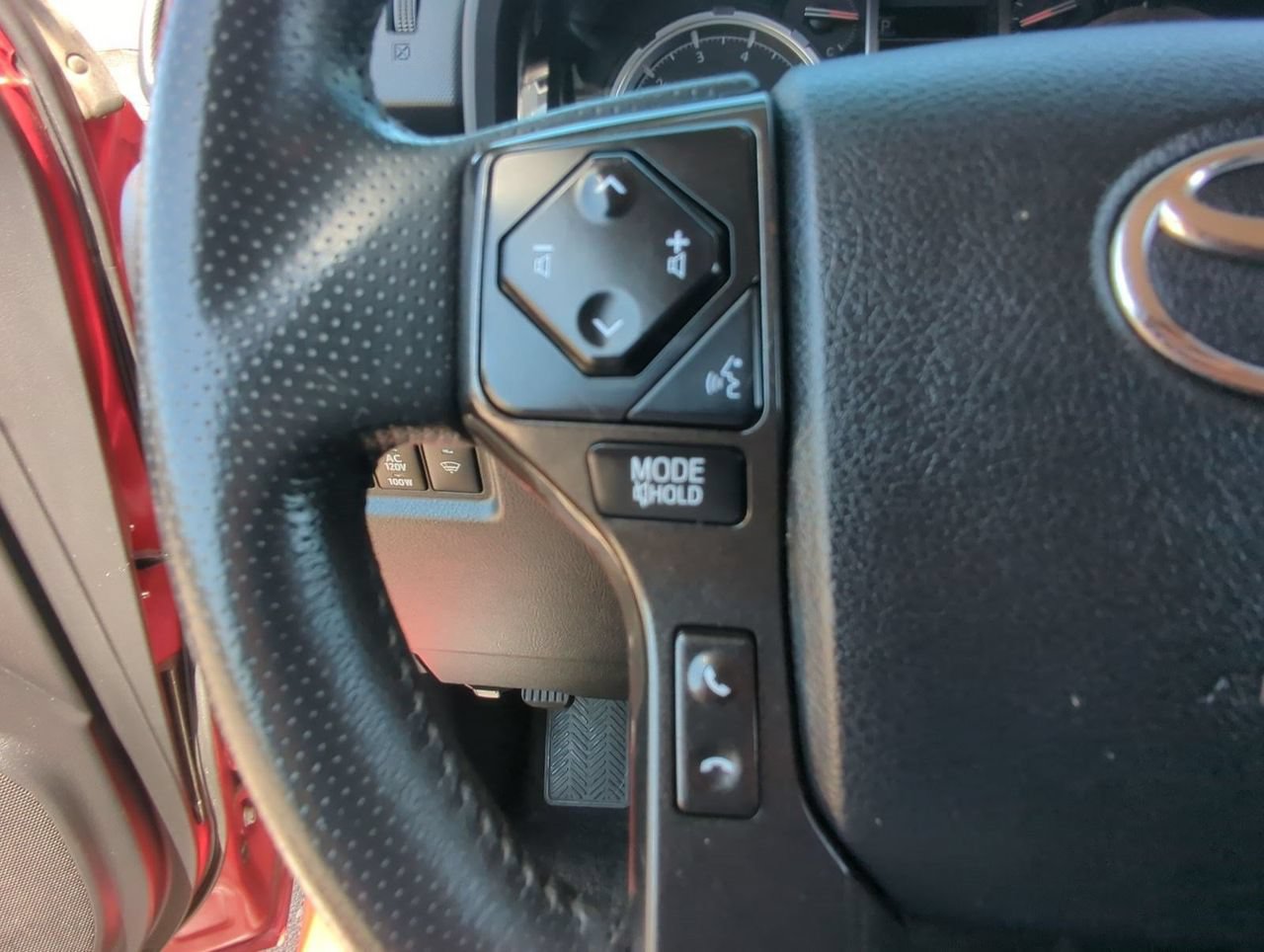 Used 2022 Toyota 4Runner TRD Off-Road Premium AWD/4WD image 20