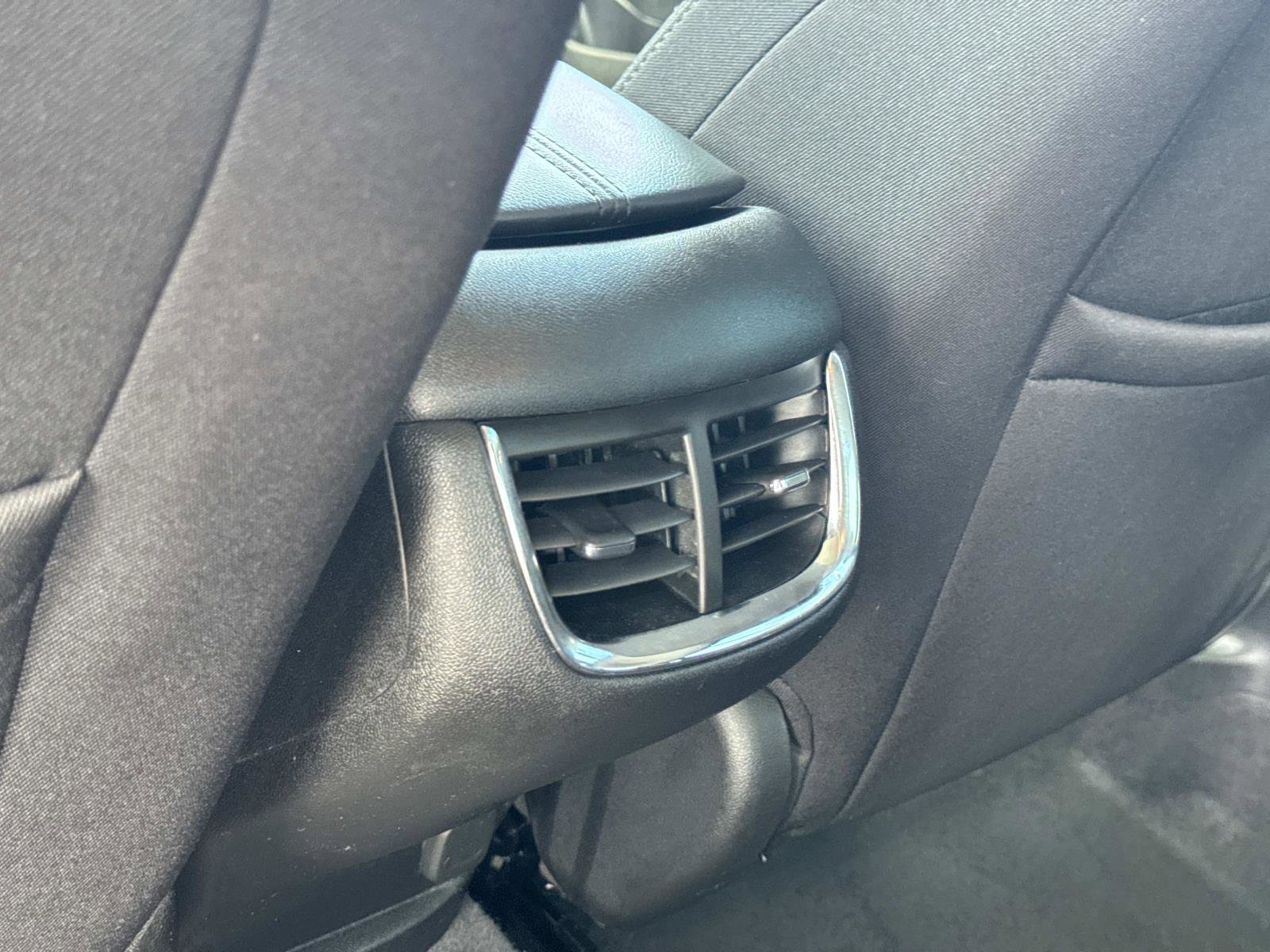 Used 2019 Chevrolet Malibu LT image 26