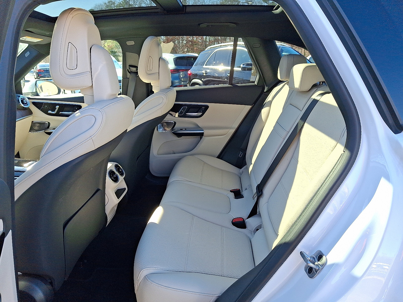 Certified 2026 Mercedes-Benz GLC 300 4MATIC image 10