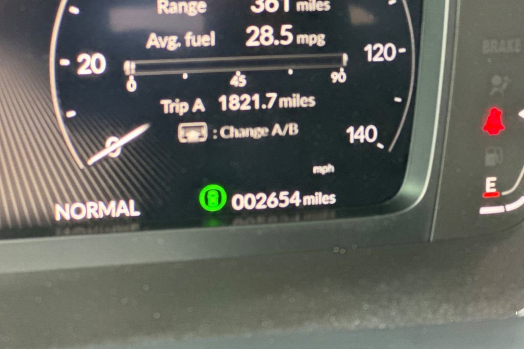 Certified 2025 Acura ADX AWD image 28