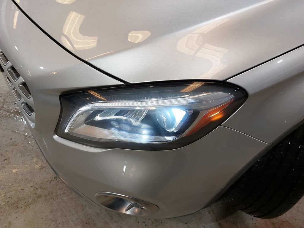Used 2019 Mercedes-Benz GLA 250 image 33