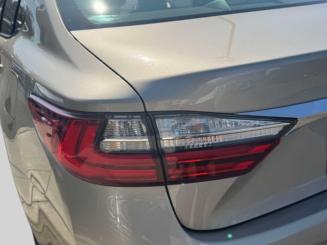 Used 2018 Lexus ES 350 w/ Premier Package FWD image 14