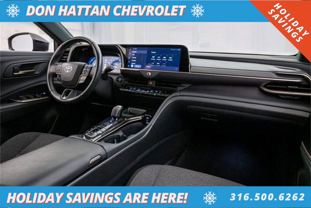 Used 2024 Toyota Crown XLE image 27