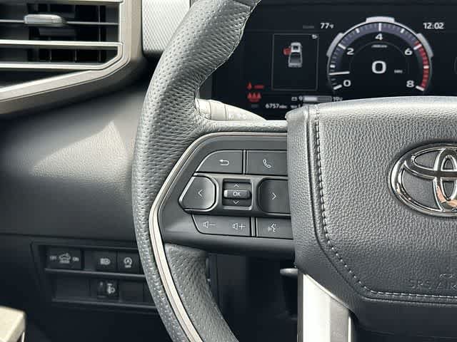 Used 2025 Toyota Tundra Limited AWD/4WD image 8