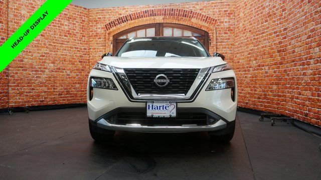 Certified 2022 Nissan Rogue Platinum w/ Head-Up Display Package image 2