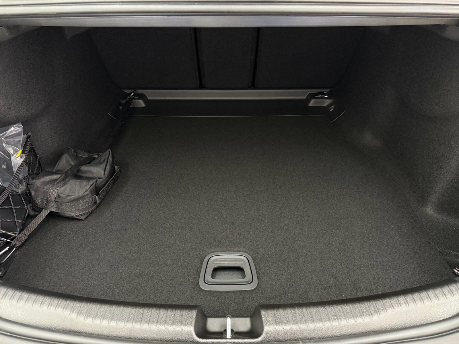 New 2026 Mercedes-Benz C 43 AMG 4MATIC Sedan image 22