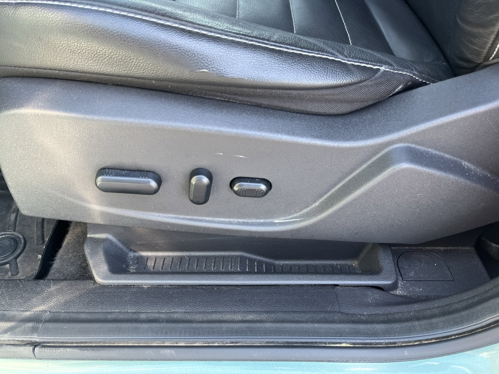 Used 2013 Ford Escape SEL image 30