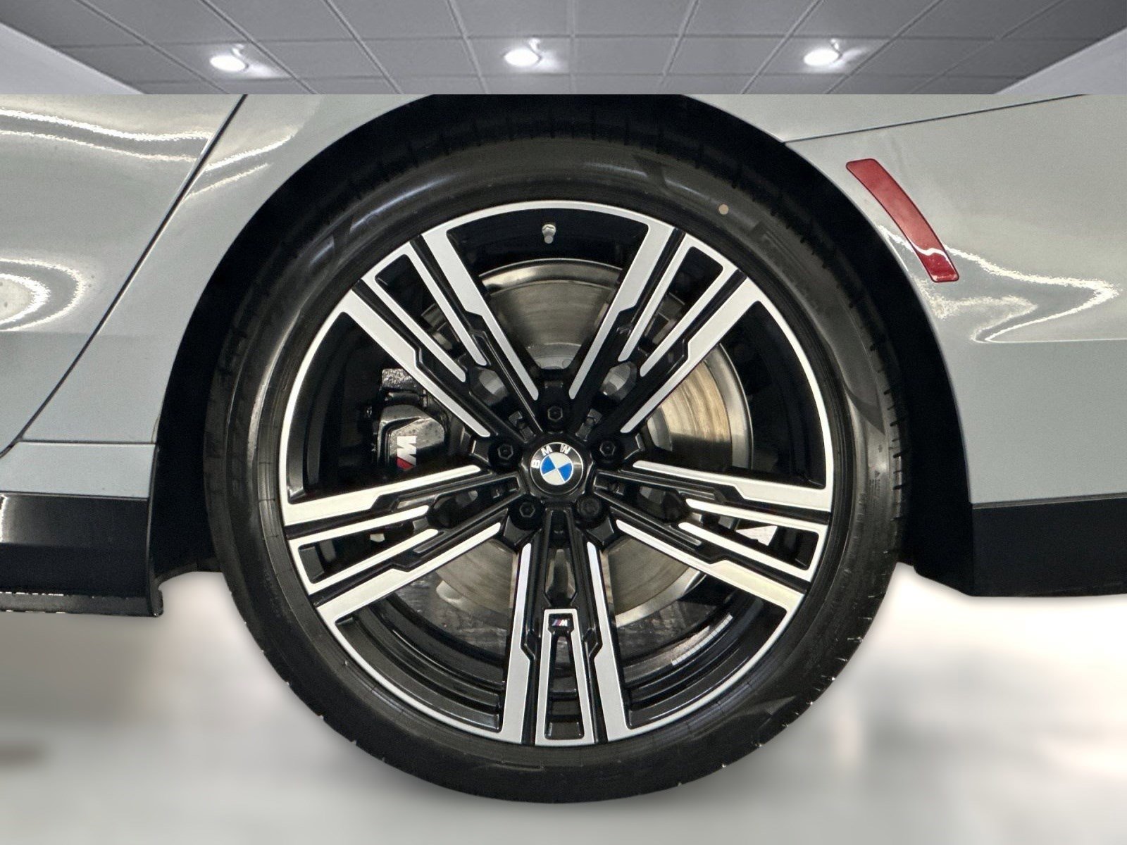 New 2026 BMW i7 eDrive50 w/ M Sport Package image 12
